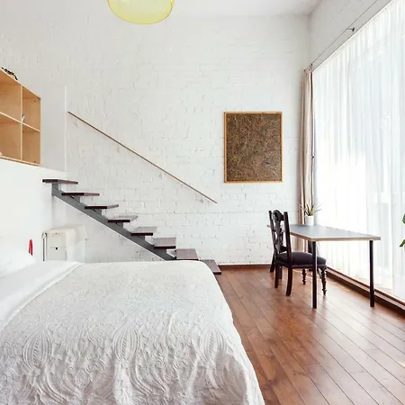 Appartement Bright & Unique 3 Floor Loft In Trendy Area