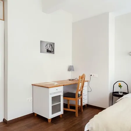 Appartement Bright & Unique 3 Floor Loft In Trendy Area *
